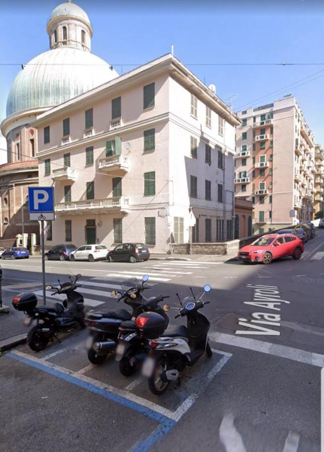La Casa Di Bonnie & Clyde Apartment Genoa Exterior photo